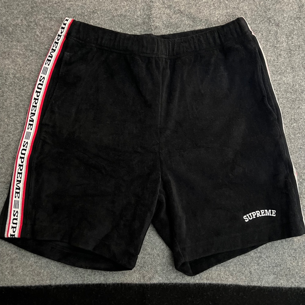 SUPREME SS20 "Terry Short" short SMALL NWOT